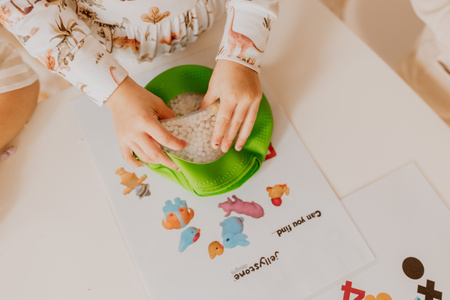 Jellystone, Peekaboo Sensory Bag FARM