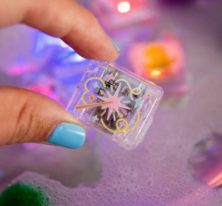Glo Pals, Kostki sensoryczne świecące w wodzie 6 sztuk - Wróżki