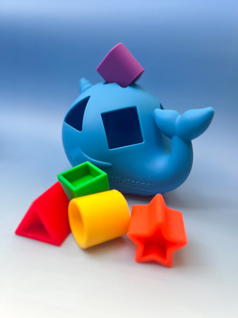 Jellystone, Narwhal Shape Sorter BRIGHT