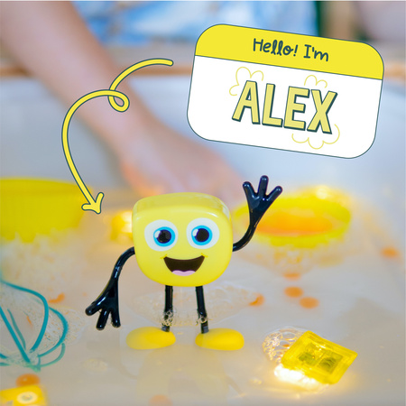 Glo Pals,  Postać do kąpieli Alex - zestaw z dwie kostkami sensorycznymi