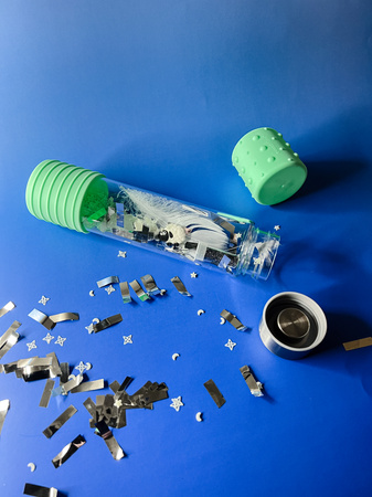 Jellystone, Sensoryczna butelka DIY Świecąca w ciemności